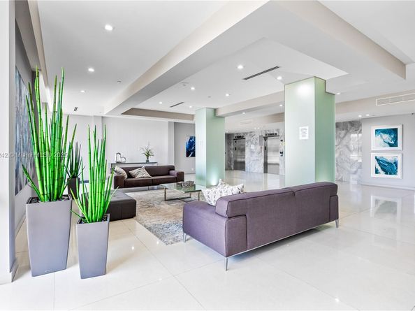 20379 W Country Club Drive 1631, Aventura FL 33180