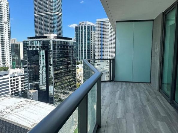 1300 S Miami Ave 1811, Miami FL 33130