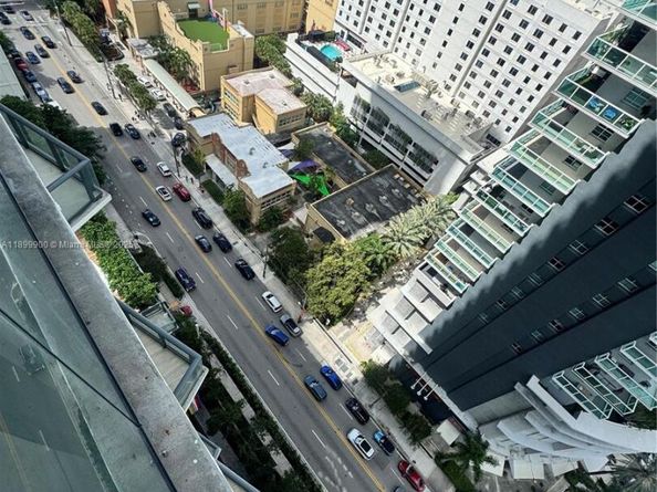 1300 S Miami Ave 1811, Miami FL 33130