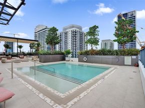 11 NE 6TH 1104, Miami FL 33132