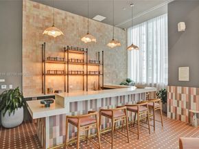 11 NE 6TH 1104, Miami FL 33132