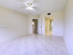 901 SW 128th Ave 311E, Pembroke Pines FL 33027