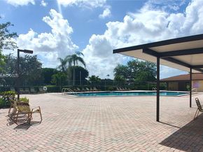 901 SW 128th Ave 311E, Pembroke Pines FL 33027