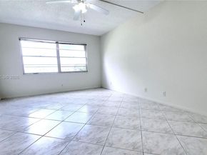 901 SW 128th Ave 311E, Pembroke Pines FL 33027