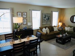 13865 SW 275th Ter, Homestead FL 33032