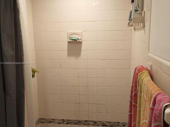 2005 Sans Souci Blvd 202, North Miami FL 33181