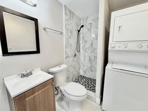 4905 Harrison St, Hollywood FL 33021