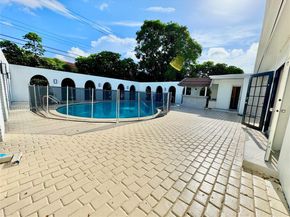 4905 Harrison St, Hollywood FL 33021