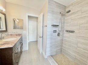 4905 Harrison St, Hollywood FL 33021