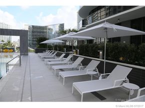 55 SW 9th St 3409, Miami FL 33130