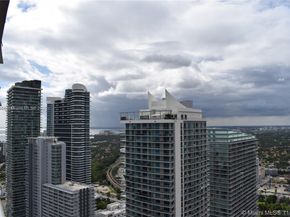 55 SW 9th St 3409, Miami FL 33130