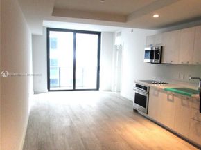 55 SW 9th St 3409, Miami FL 33130