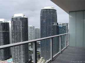 55 SW 9th St 3409, Miami FL 33130