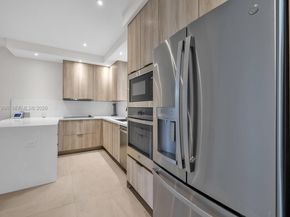 2851 SW 33rd Ct 2851, Miami FL 33133