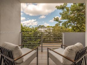 2851 SW 33rd Ct 2851, Miami FL 33133