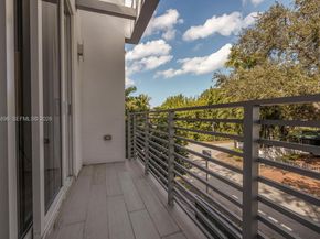 2851 SW 33rd Ct 2851, Miami FL 33133