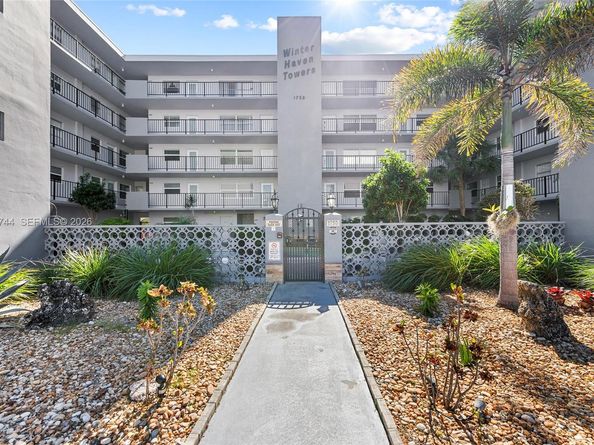 1750 Jefferson St 510, Hollywood FL 33020