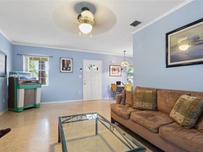 9455 SW 181st St, Palmetto Bay FL 33157