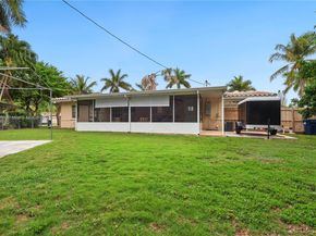 9455 SW 181st St, Palmetto Bay FL 33157