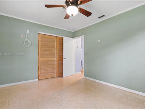 9455 SW 181st St, Palmetto Bay FL 33157