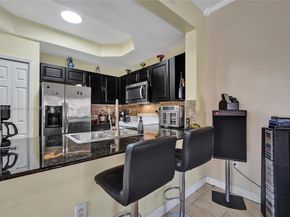 603 SW 107th Ave 1701, Pembroke Pines FL 33025