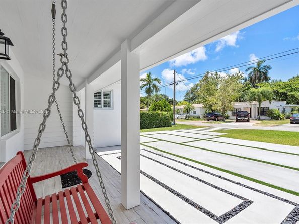 925 NE 92nd St, Miami Shores FL 33138
