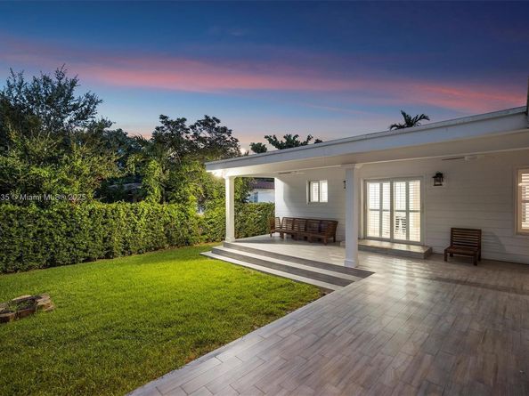 925 NE 92nd St, Miami Shores FL 33138