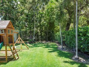 925 NE 92nd St, Miami Shores FL 33138