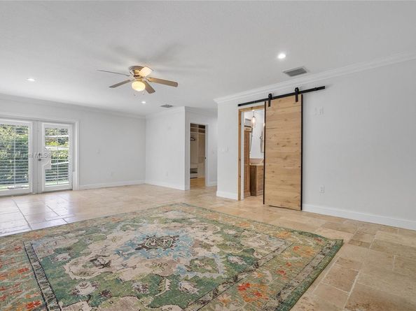 925 NE 92nd St, Miami Shores FL 33138