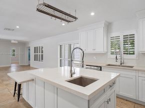 925 NE 92nd St, Miami Shores FL 33138