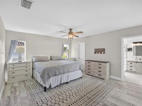 9090 NW 11th Ct, Plantation FL 33322