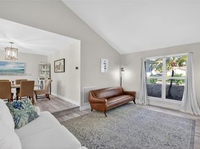 9090 NW 11th Ct, Plantation FL 33322