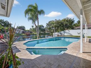 9090 NW 11th Ct, Plantation FL 33322