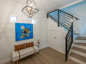 261 Navarre Ave B1, Coral Gables FL 33134