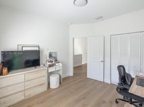 261 Navarre Ave B1, Coral Gables FL 33134