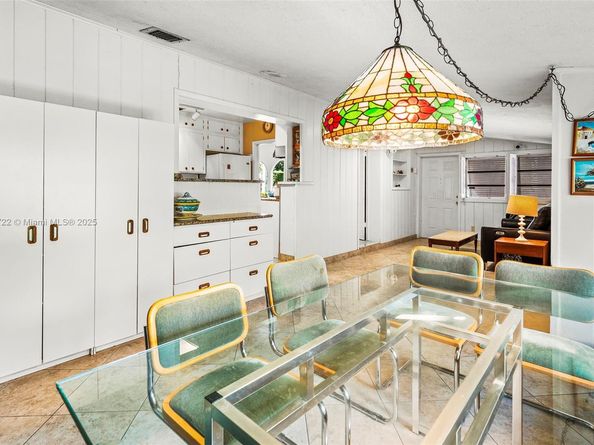 995 S Shore Dr, Miami Beach FL 33141