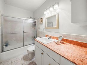995 S Shore Dr, Miami Beach FL 33141