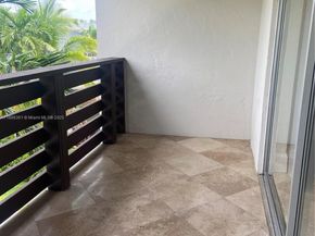 7473 SW 82nd St A311, Miami FL 33143