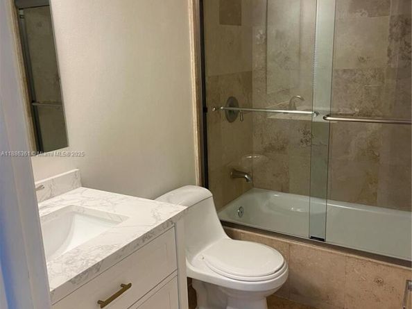 7473 SW 82nd St A311, Miami FL 33143