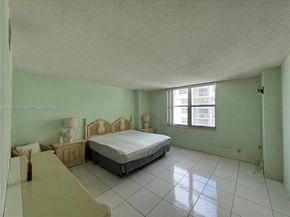 1865 S Ocean Dr 15C, Hallandale Beach FL 33009