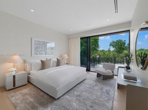 5545 SW 81st Ter, Miami FL 33143