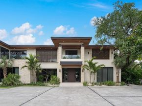 5545 SW 81st Ter, Miami FL 33143