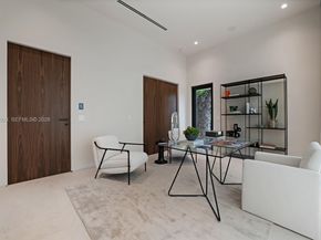 5545 SW 81st Ter, Miami FL 33143