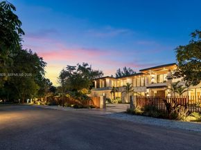 5545 SW 81st Ter, Miami FL 33143