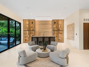 5545 SW 81st Ter, Miami FL 33143