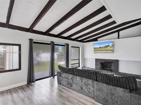 19620 NW 6th Ct, Miami Gardens FL 33169