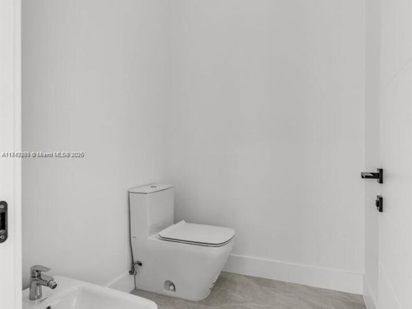 9790 SW 62nd St, Miami FL 33173