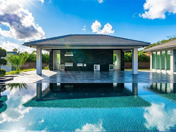 9790 SW 62nd St, Miami FL 33173