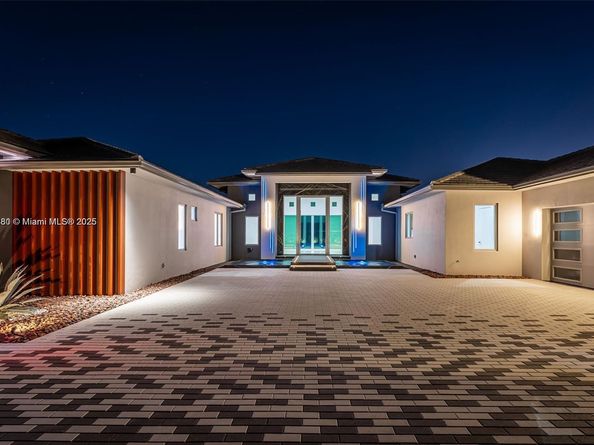 9790 SW 62nd St, Miami FL 33173