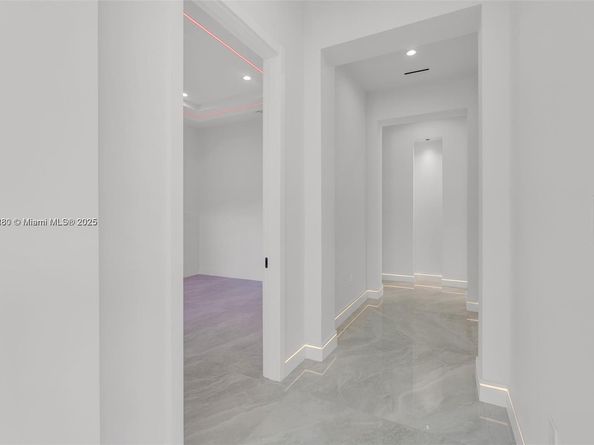 9790 SW 62nd St, Miami FL 33173